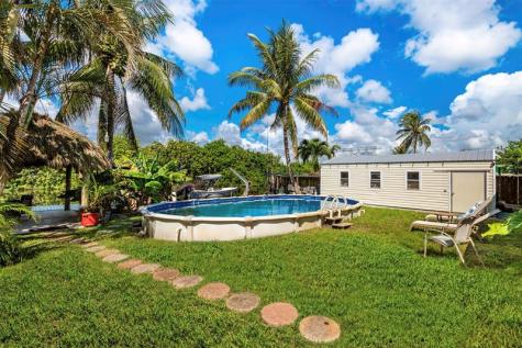 4717 SW 35th Avenue Dania Beach FL 33312