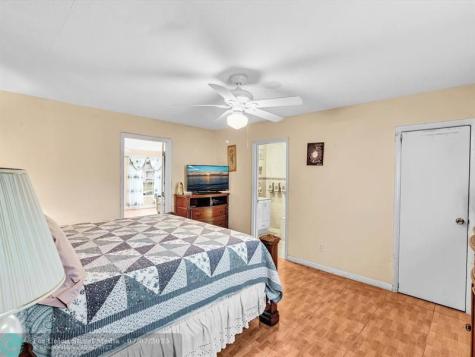 4220 NW 49th Avenue Lauderdale Lakes FL 33319