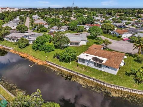 4220 NW 49th Avenue Lauderdale Lakes FL 33319