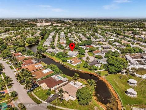 4220 NW 49th Avenue Lauderdale Lakes FL 33319