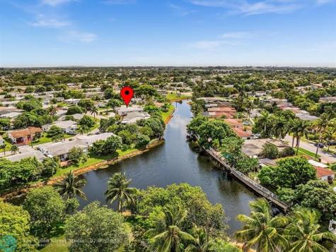 4220 NW 49th Avenue Lauderdale Lakes FL 33319