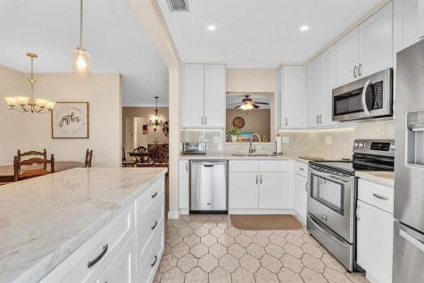 5800 NW 83rd Terrace Tamarac FL 33321