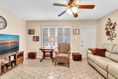 5800 NW 83rd Terrace Tamarac FL 33321
