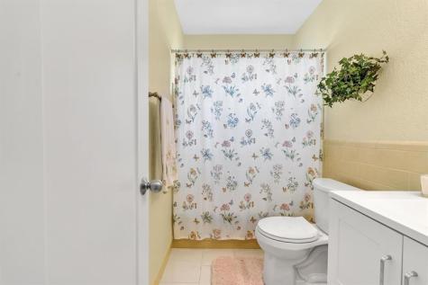 5800 NW 83rd Terrace Tamarac FL 33321