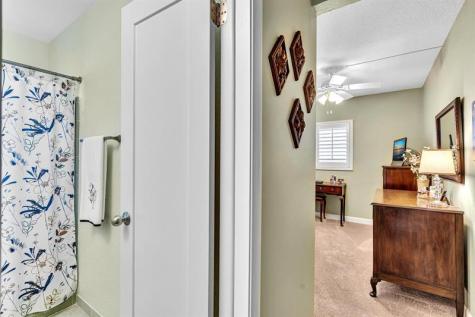 5800 NW 83rd Terrace Tamarac FL 33321