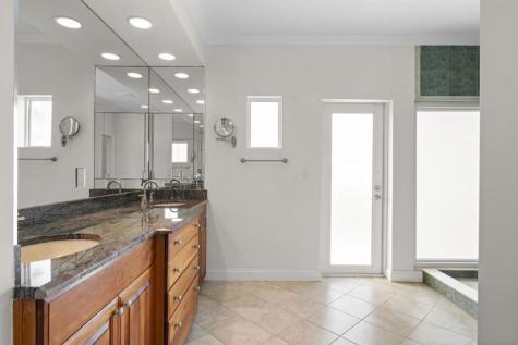 3741 NE 31st Avenue Lighthouse Point FL 33064