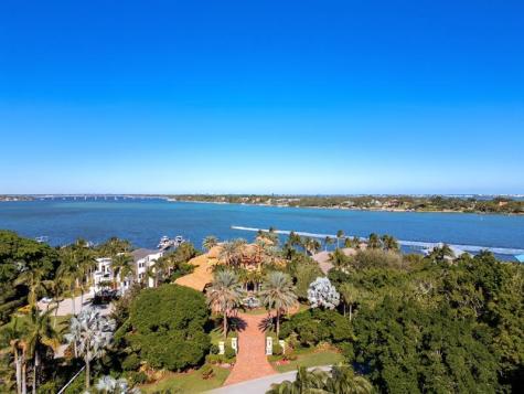 4089 SE Old Saint Lucie Boulevard Stuart FL 34996