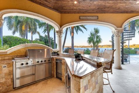 4089 SE Old Saint Lucie Boulevard Stuart FL 34996