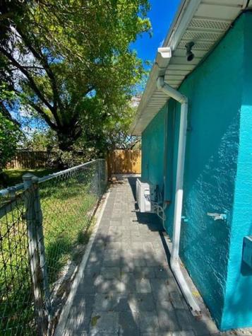 1420 SW 33rd Court Fort Lauderdale FL 33315
