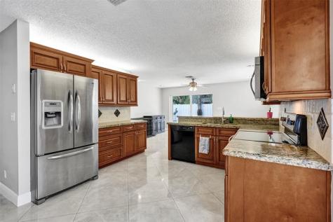11064 Bismarck Place Hollywood FL 33026