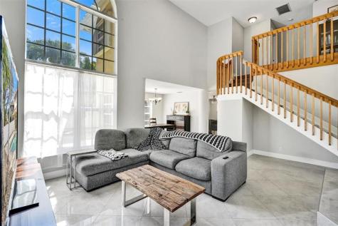 11064 Bismarck Place Hollywood FL 33026