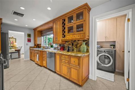 1900 NE 57th Street Fort Lauderdale FL 33308