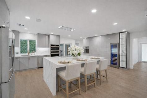 2510 NE 47th Street Fort Lauderdale FL 33308