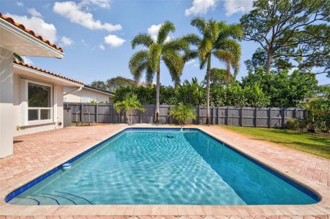 1762 NE 38th Street Oakland Park FL 33334
