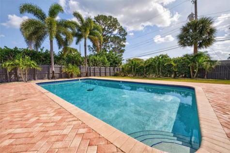 1762 NE 38th Street Oakland Park FL 33334