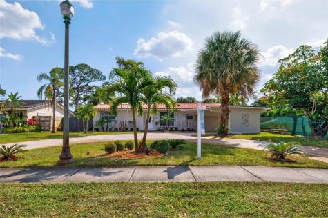 1762 NE 38th Street Oakland Park FL 33334