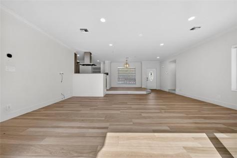 1762 NE 38th Street Oakland Park FL 33334