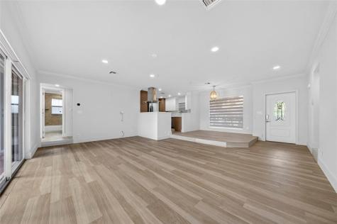 1762 NE 38th Street Oakland Park FL 33334