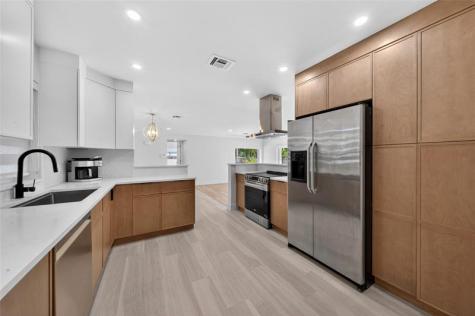 1762 NE 38th Street Oakland Park FL 33334