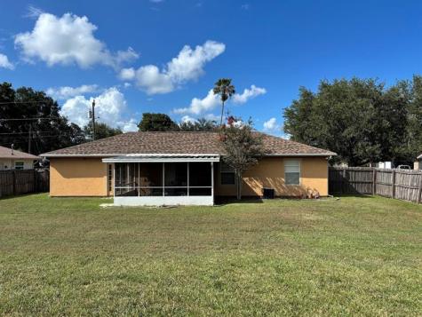 702 SW College Park Road Port St Lucie FL 34953