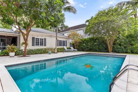 1017 SE 13th Terrace Fort Lauderdale FL 33316