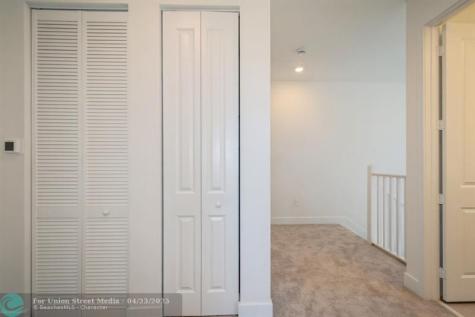 12290 SW 44th Court Davie FL 33330