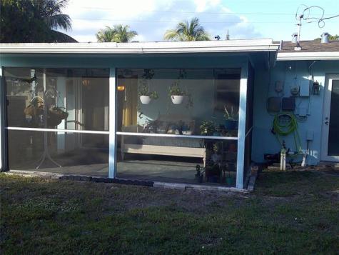 6042 NW 18th Street Margate FL 33063