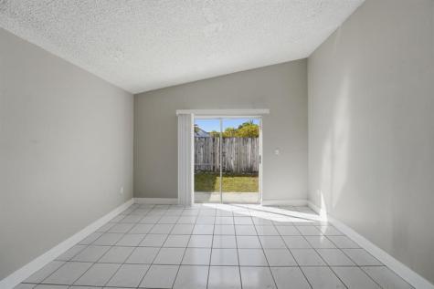 5860 SW 150th Avenue Miami FL 33193