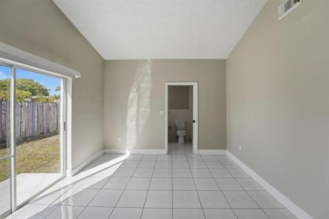 5860 SW 150th Avenue Miami FL 33193