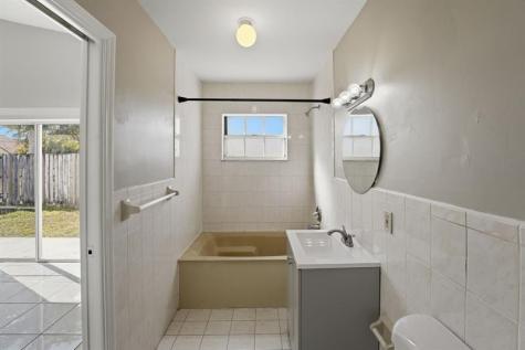 5860 SW 150th Avenue Miami FL 33193
