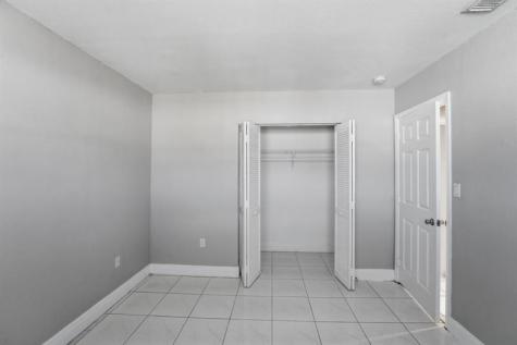 5860 SW 150th Avenue Miami FL 33193