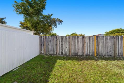 5860 SW 150th Avenue Miami FL 33193