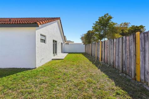 5860 SW 150th Avenue Miami FL 33193