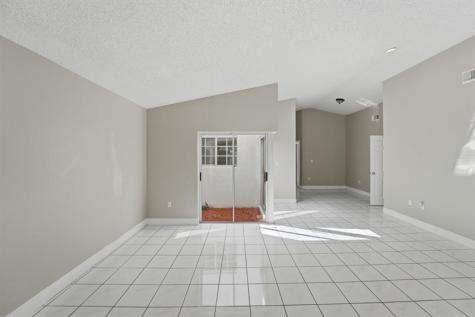 5860 SW 150th Avenue Miami FL 33193