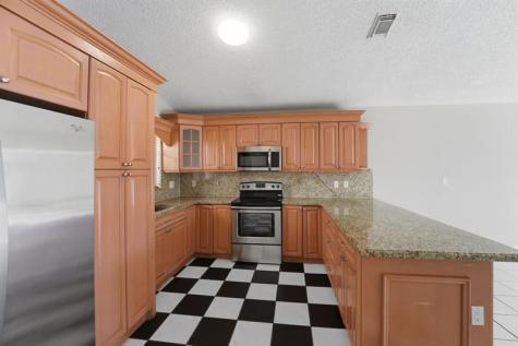 5860 SW 150th Avenue Miami FL 33193