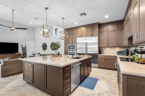 6599 NW 33rd Avenue Boca Raton FL 33496