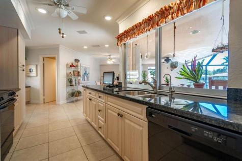 3920 NE 27th Avenue Lighthouse Point FL 33064