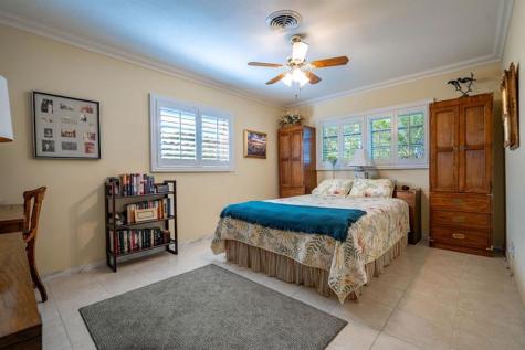 3920 NE 27th Avenue Lighthouse Point FL 33064