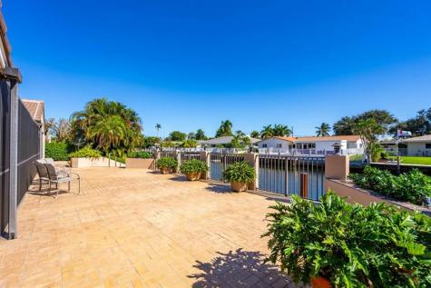 3920 NE 27th Avenue Lighthouse Point FL 33064