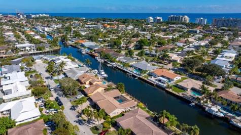 3920 NE 27th Avenue Lighthouse Point FL 33064