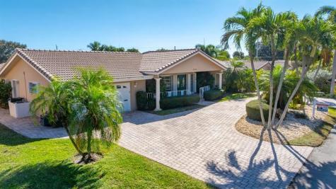3920 NE 27th Avenue Lighthouse Point FL 33064