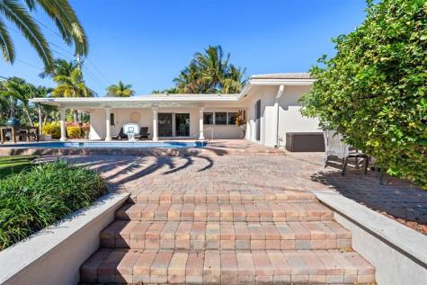3900 NE 24th Avenue Lighthouse Point FL 33064