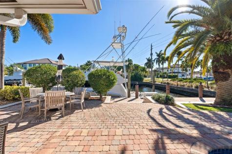 3900 NE 24th Avenue Lighthouse Point FL 33064
