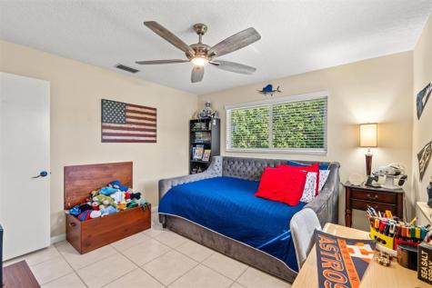 3900 NE 24th Avenue Lighthouse Point FL 33064