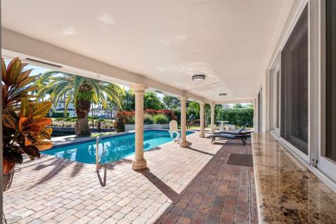 3900 NE 24th Avenue Lighthouse Point FL 33064