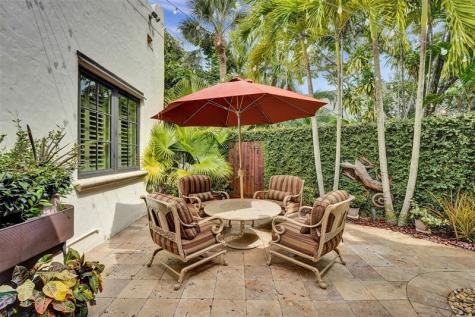 2321 SW 26th Avenue Fort Lauderdale FL 33312