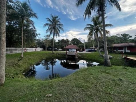 5800 Pinetree Road Parkland FL 33067