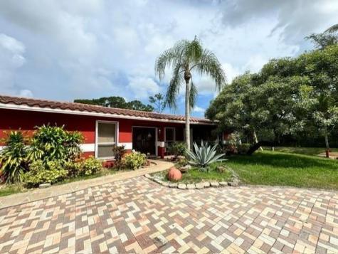 5800 Pinetree Road Parkland FL 33067