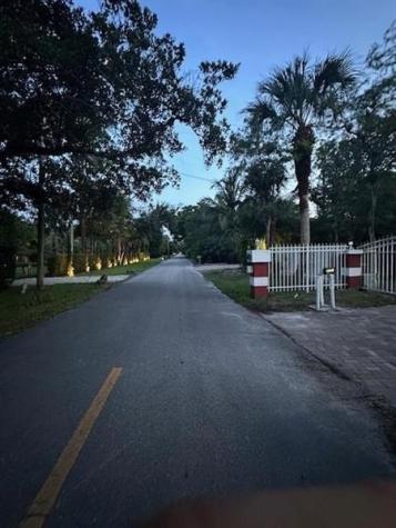 5800 Pinetree Road Parkland FL 33067