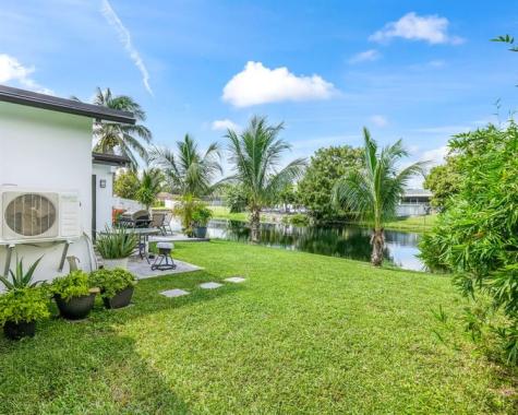 2051 NW 93rd Lane Sunrise FL 33322